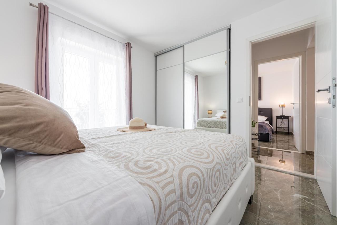Golden Seaview Holiday Home มลินี ภายนอก รูปภาพ
