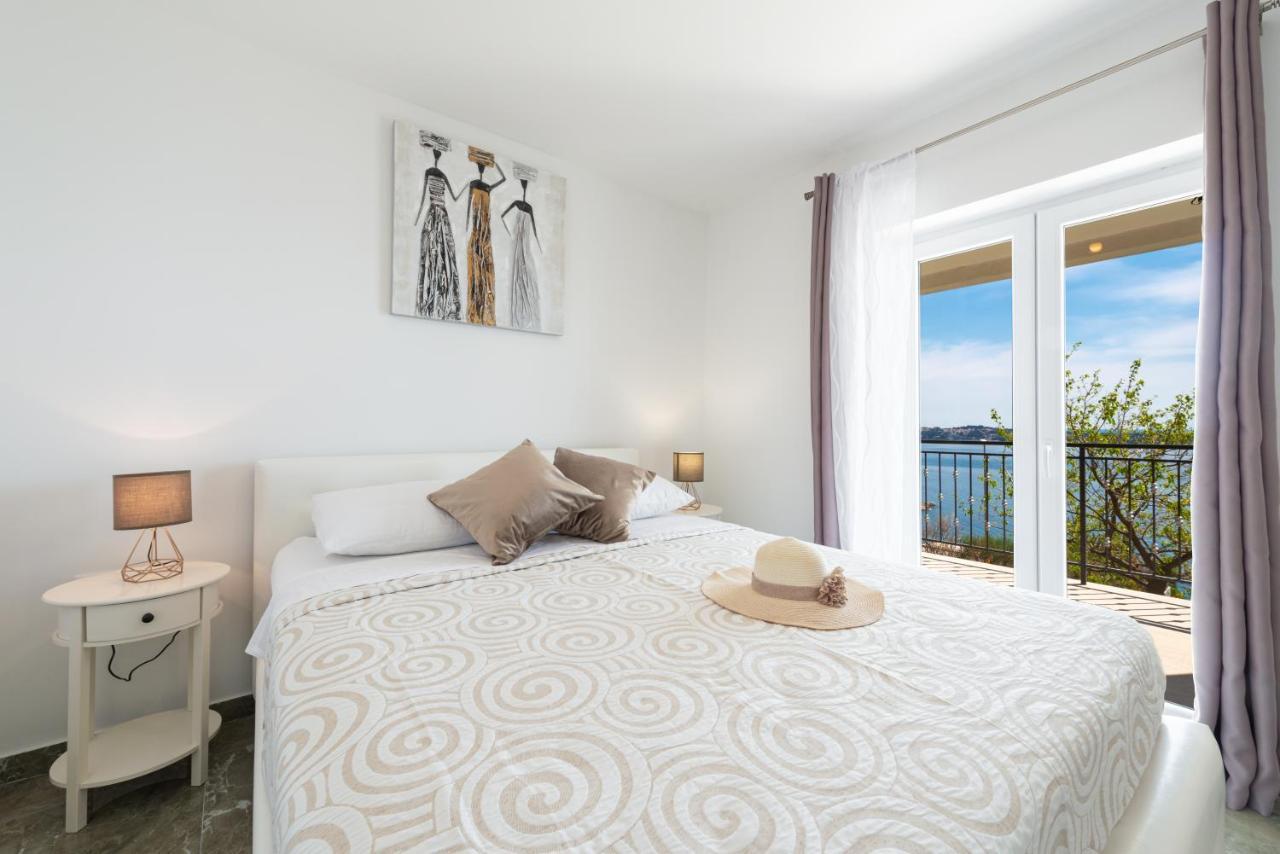 Golden Seaview Holiday Home มลินี ภายนอก รูปภาพ